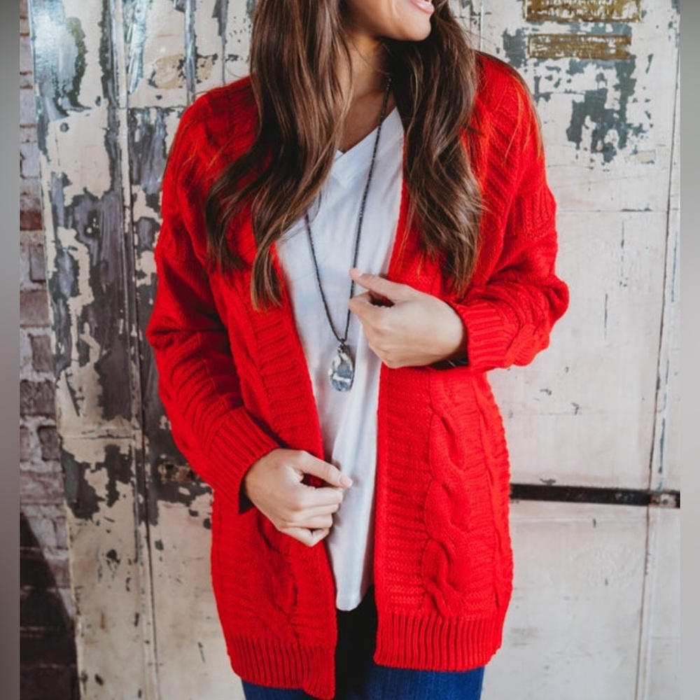 Perfect Red Sweater for Christmas, NYE, or Valentine's Day ♥️